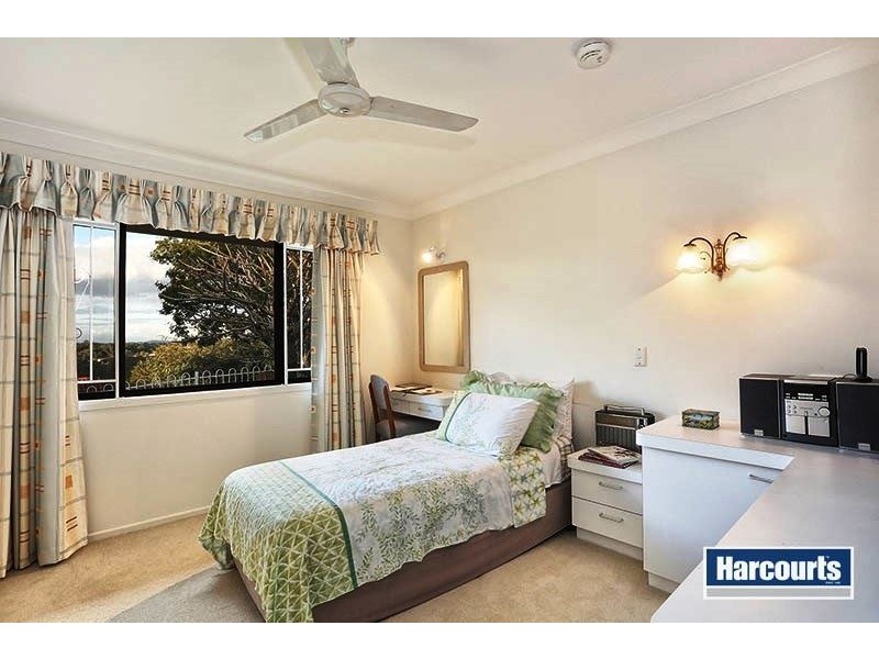 3 Cunningham Court, Mount Ommaney QLD 4074