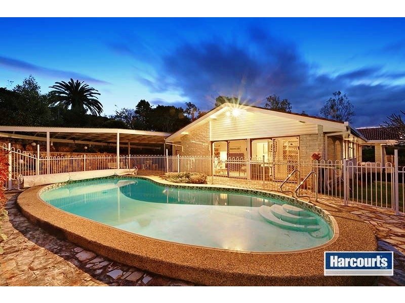 3 Cunningham Court, Mount Ommaney QLD 4074