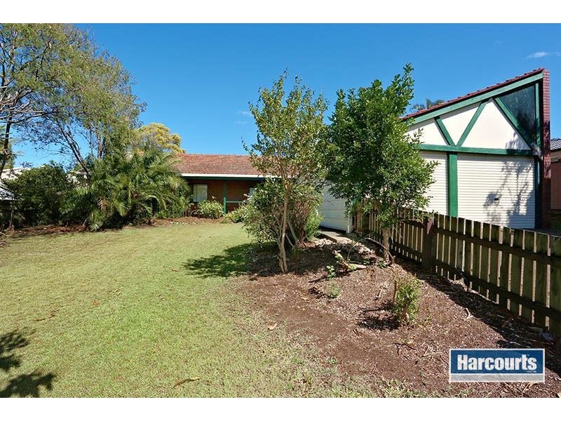 18 Maribor Street, Westlake QLD 4074