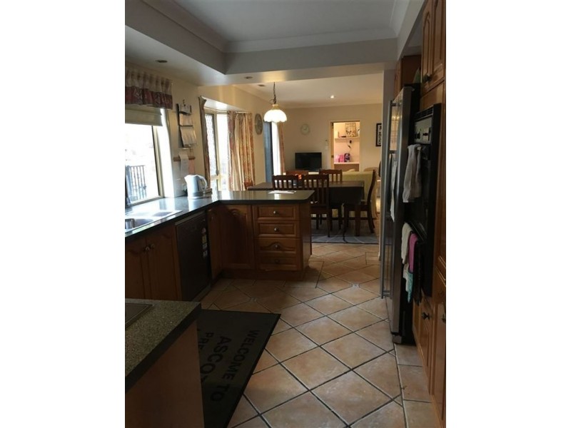 12 Baikal Place, Westlake QLD 4074