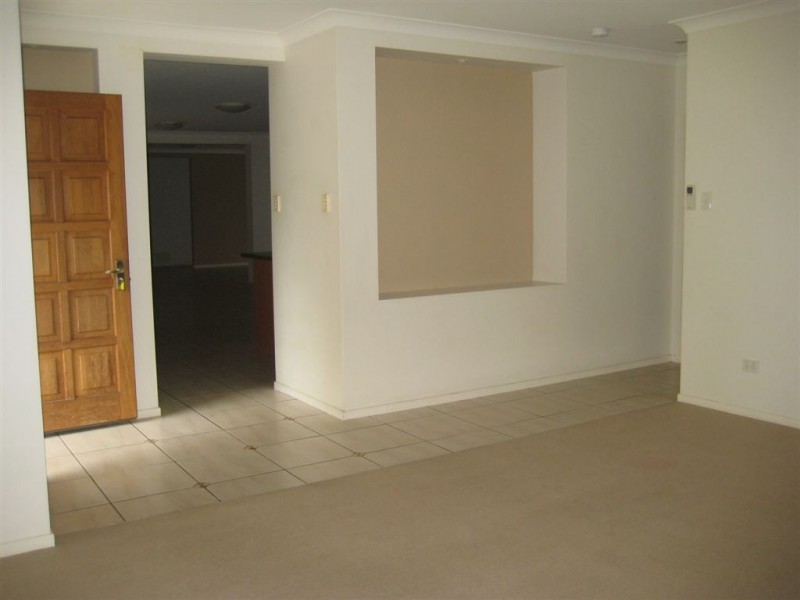 175 Edenbrooke Drive, Seventeen Mile Rocks QLD 4073