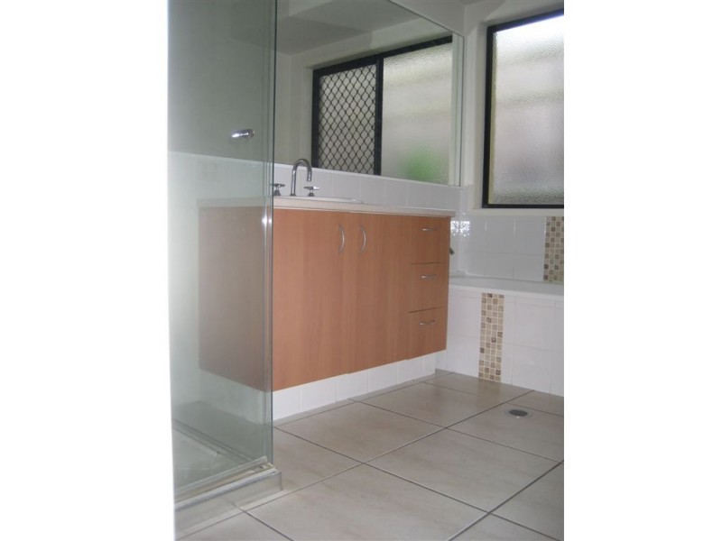 175 Edenbrooke Drive, Seventeen Mile Rocks QLD 4073