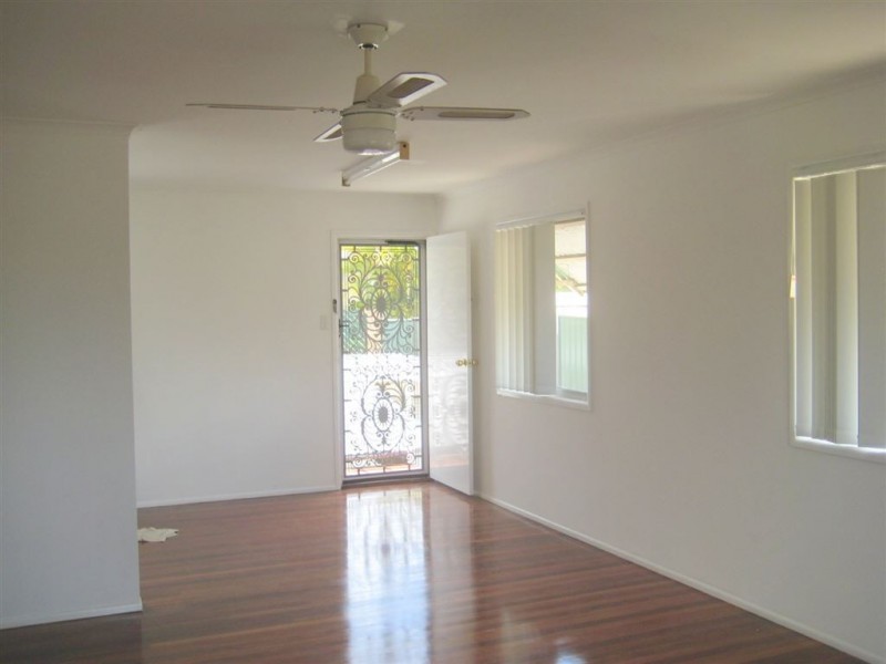 9 Sirocco Street, Jamboree Heights QLD 4074