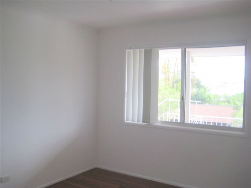 9 Sirocco Street, Jamboree Heights QLD 4074