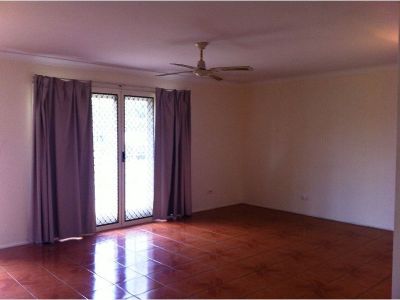 17 Bogong Street, Riverhills QLD 4074