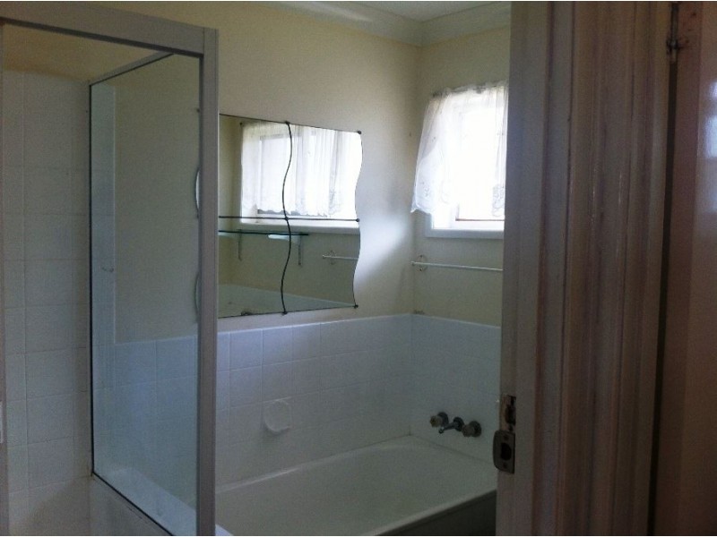 17 Bogong Street, Riverhills QLD 4074