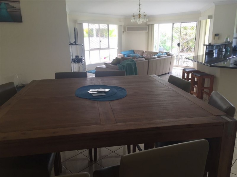 8 Girraween Close, Riverhills QLD 4074