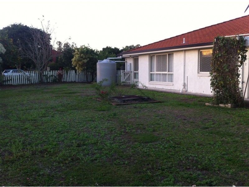 8 Girraween Close, Riverhills QLD 4074