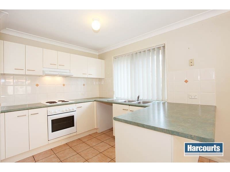 22 Columbus Place, Forest Lake QLD 4078