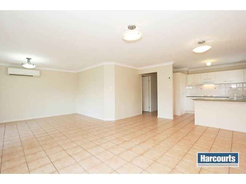 22 Columbus Place, Forest Lake QLD 4078