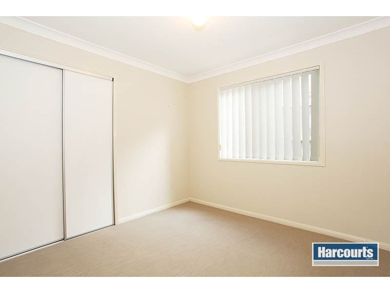 22 Columbus Place, Forest Lake QLD 4078