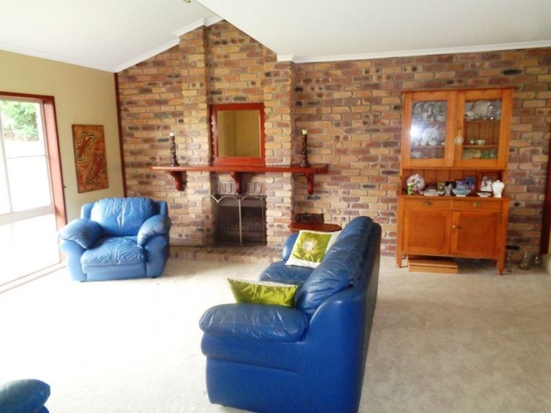 9 Greenhill Court, Sinnamon Park QLD 4073