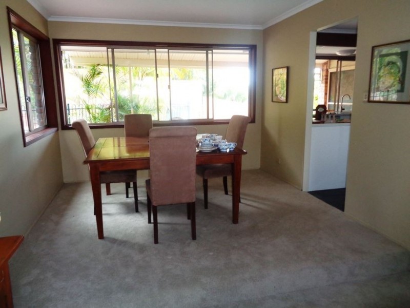 9 Greenhill Court, Sinnamon Park QLD 4073