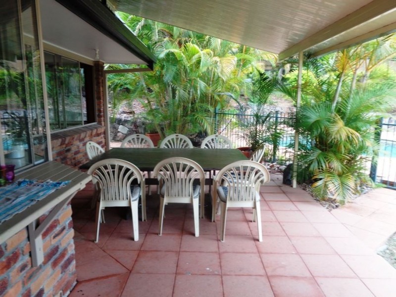 9 Greenhill Court, Sinnamon Park QLD 4073