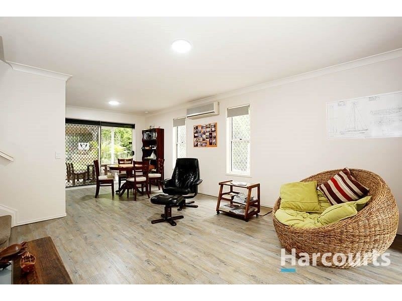 6A Stockwhip Place, Sumner QLD 4074
