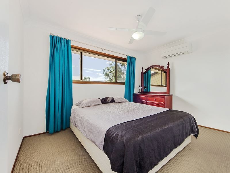 1 Croton Close, Middle Park QLD 4074