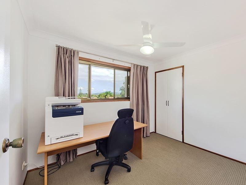 1 Croton Close, Middle Park QLD 4074