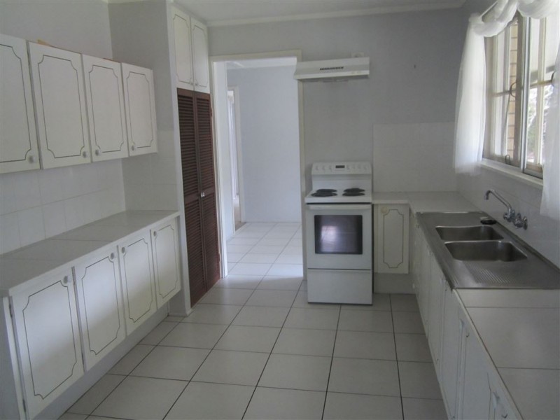 2 Byambee Street, Kenmore QLD 4069