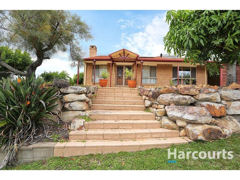 2 Cheviot Place, Sinnamon Park QLD 4073