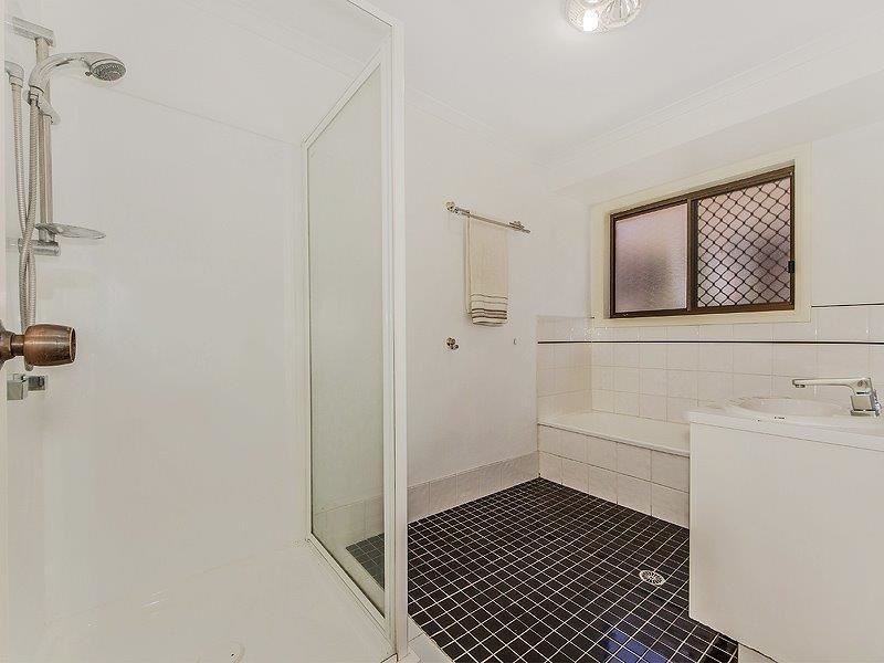 93 Sumners Road, Jamboree Heights QLD 4074