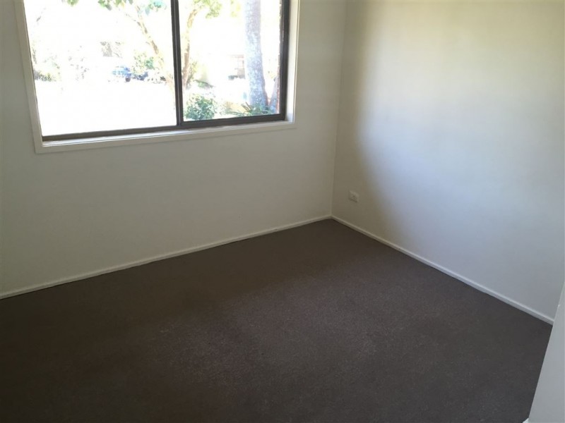 4 Mulla Close, Riverhills QLD 4074