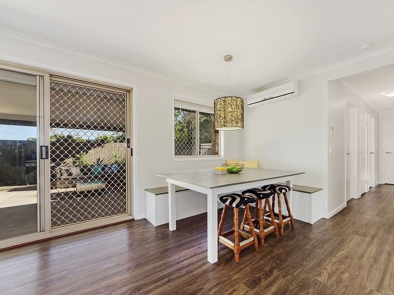 4 Nebo Place, Sinnamon Park QLD 4073