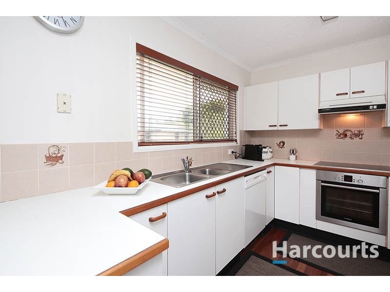 24 Patrol Street, Jamboree Heights QLD 4074