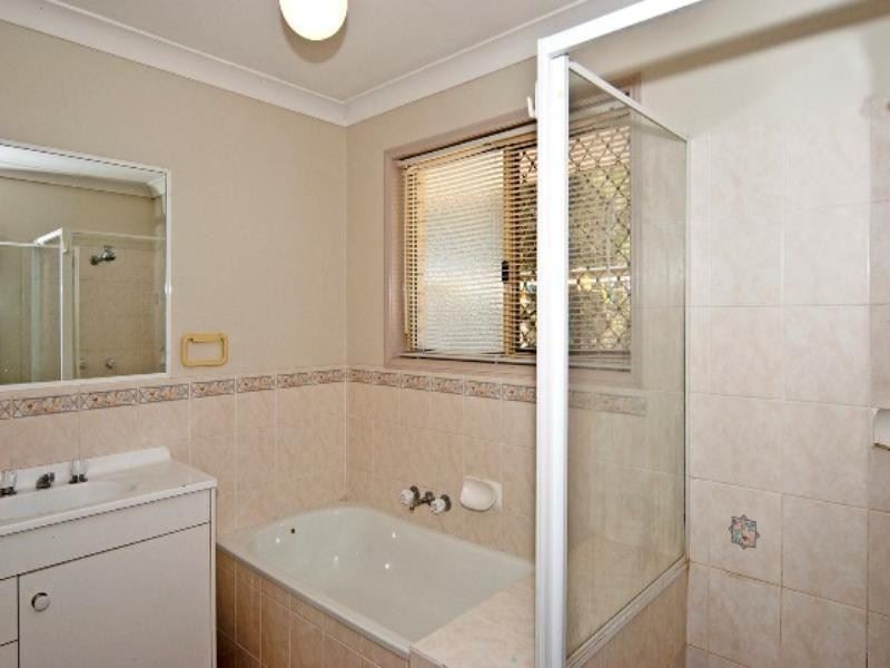 10 Jenkins Court, Goodna QLD 4300