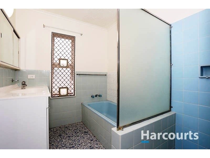 19 Aberfeldy Street, Kenmore QLD 4069