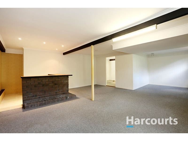 33 Sabot Street, Jamboree Heights QLD 4074