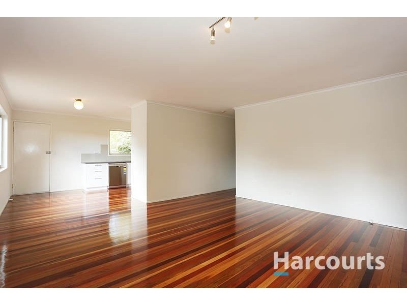 33 Sabot Street, Jamboree Heights QLD 4074