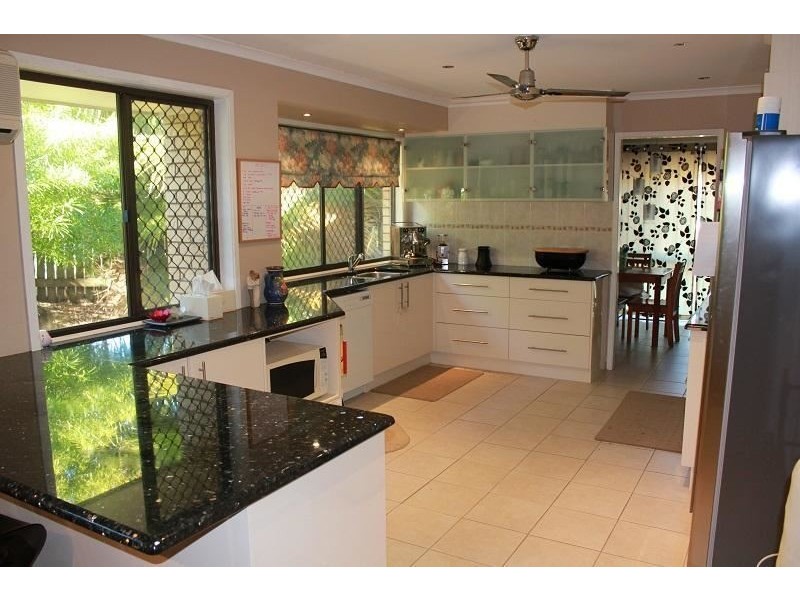 Sinnamon Park QLD 4073