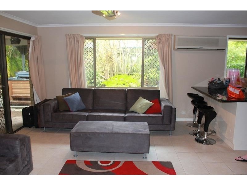 Sinnamon Park QLD 4073