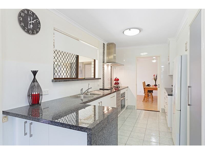 6 Moolanda Street, Jindalee QLD 4074