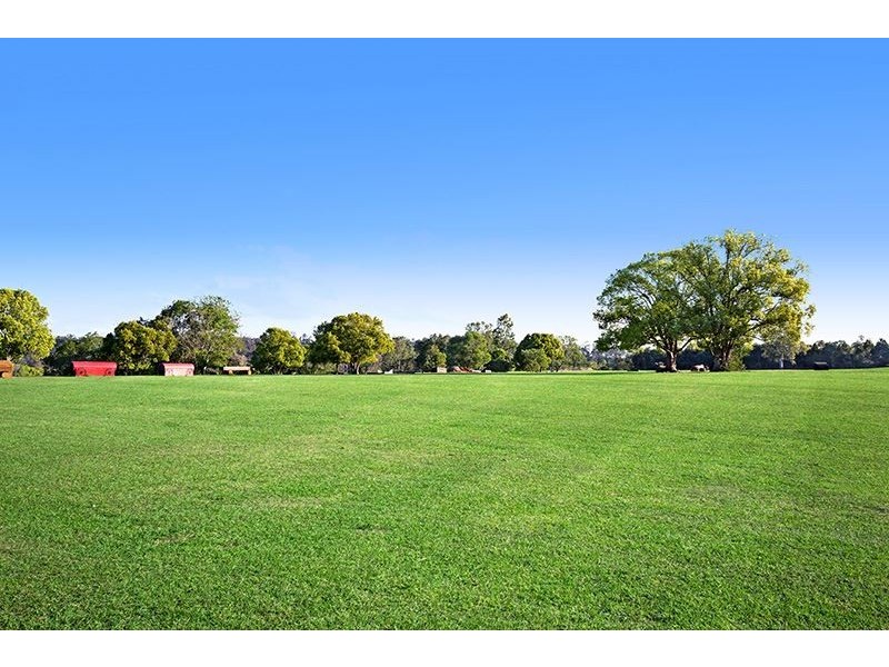 5 Cubberla Street, Fig Tree Pocket QLD 4069