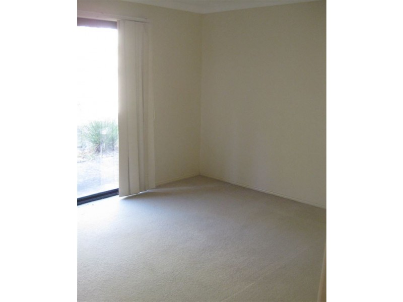 8/50 Endeavour Street, Mount Ommaney QLD 4074