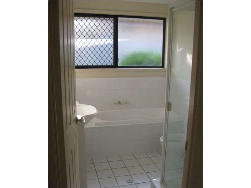 8/50 Endeavour Street, Mount Ommaney QLD 4074