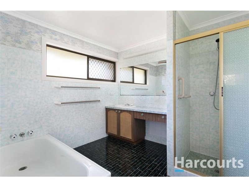 10 Ketch Street, Jamboree Heights QLD 4074