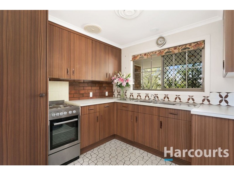 10 Ketch Street, Jamboree Heights QLD 4074
