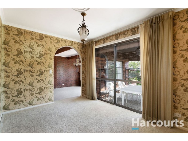 10 Ketch Street, Jamboree Heights QLD 4074