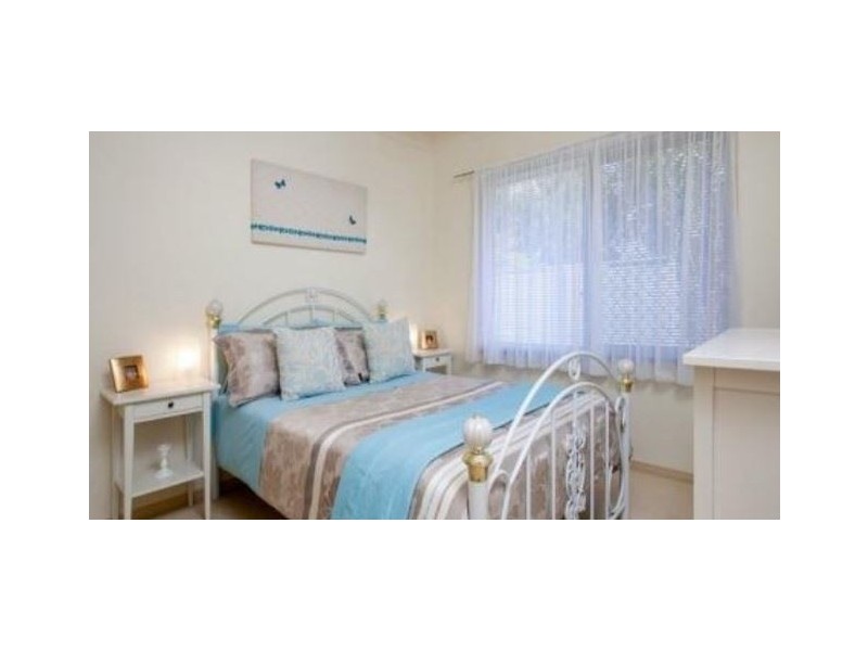 8 Moonbeam Street, Springfield Lakes QLD 4300