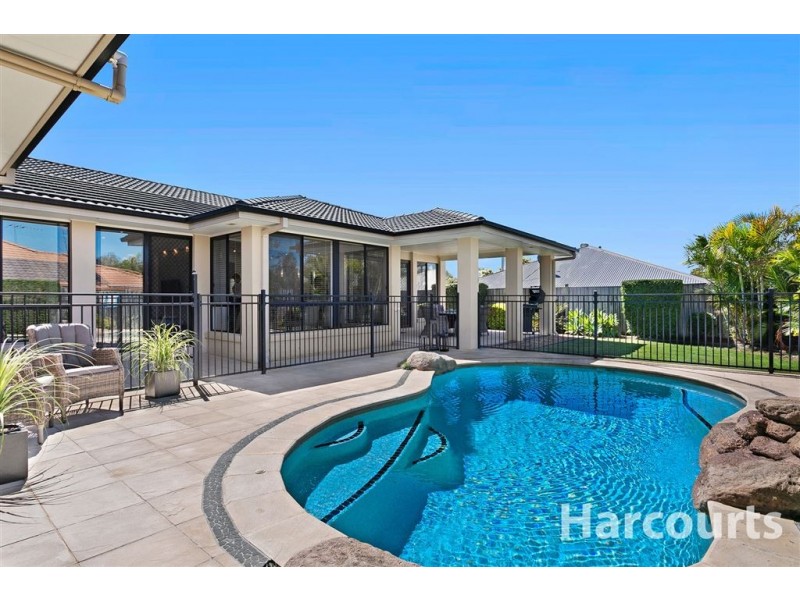 15 Glenelg Place, Parkinson QLD 4115