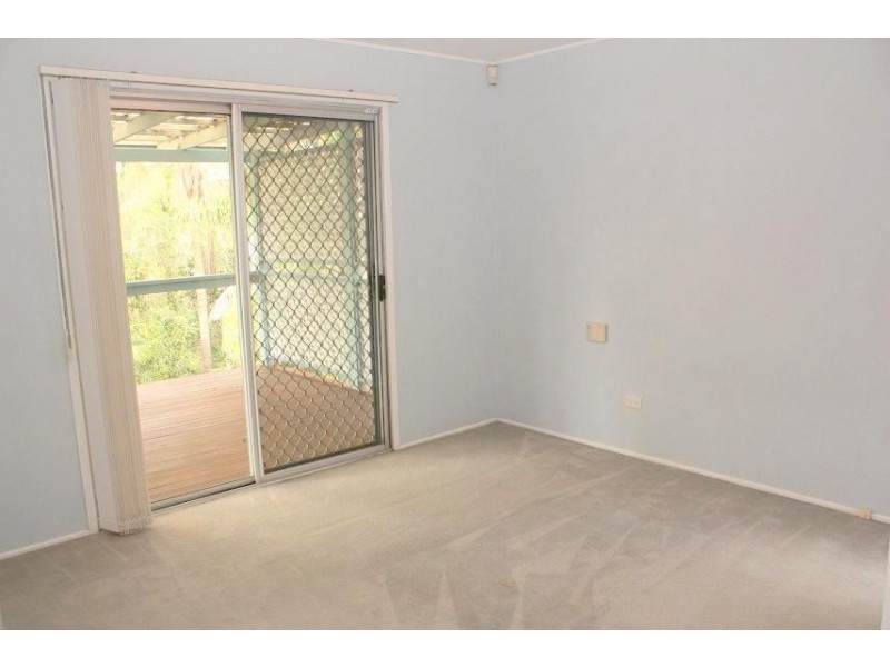 8 Fig Tree Pocket Road, Chapel Hill QLD 4069