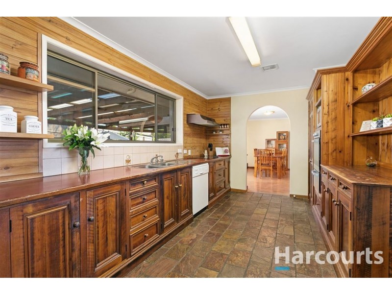 18 Riverhills Road, Middle Park QLD 4074