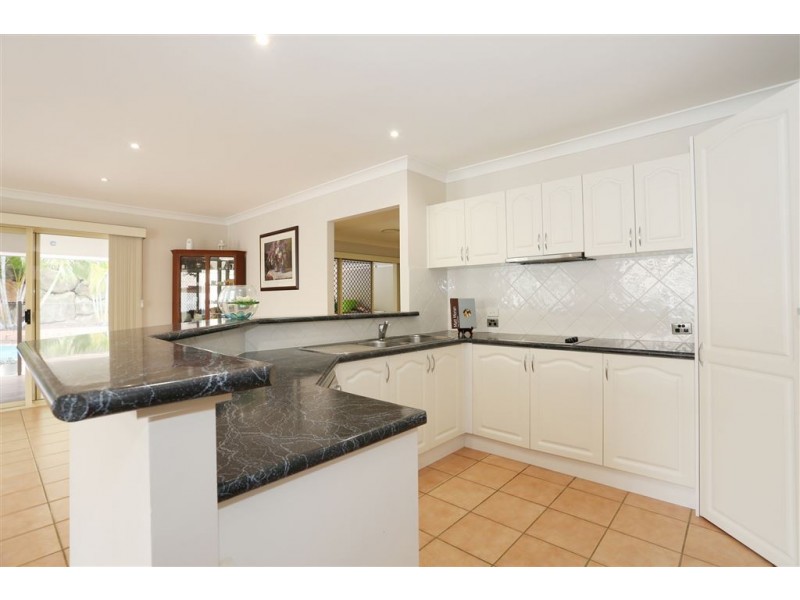69 Seabrook Circuit, Westlake QLD 4074