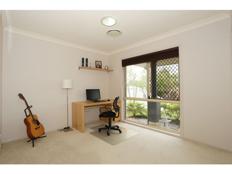 69 Seabrook Circuit, Westlake QLD 4074