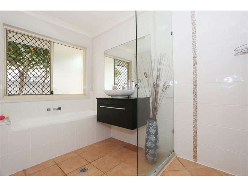 69 Seabrook Circuit, Westlake QLD 4074