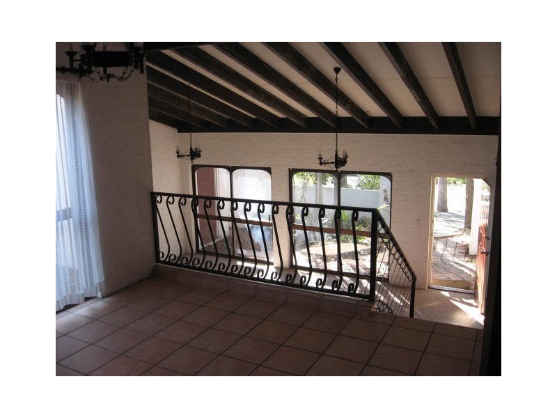 Mount Ommaney QLD 4074