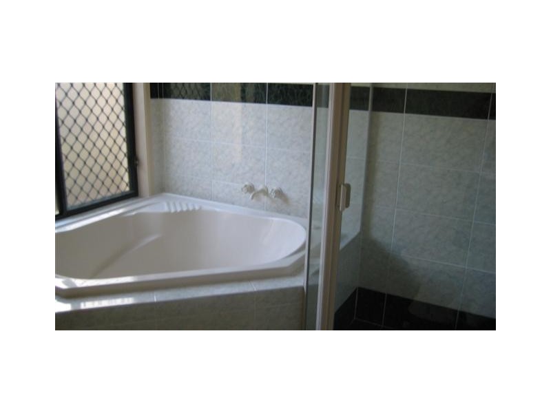 Forest Lake QLD 4078