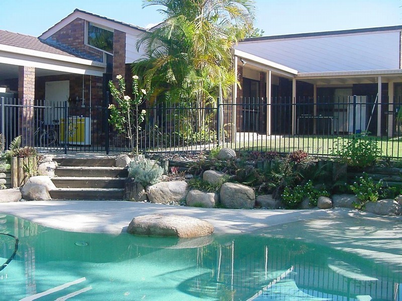 9 Kosciusko Street, Middle Park QLD 4074